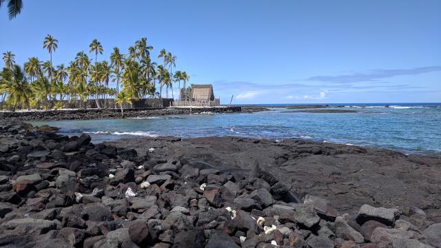 Hale o Keawe and the Pacific Coast.