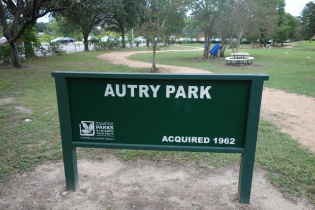 Entrance Sign