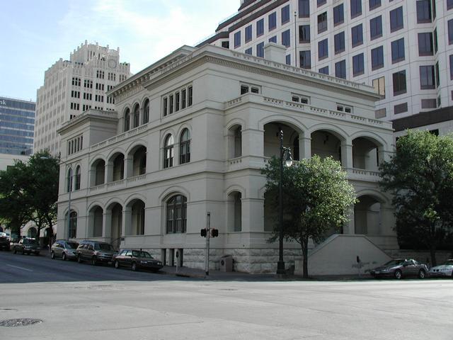 O'Henry Hall