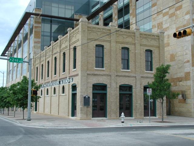 Schneider Store